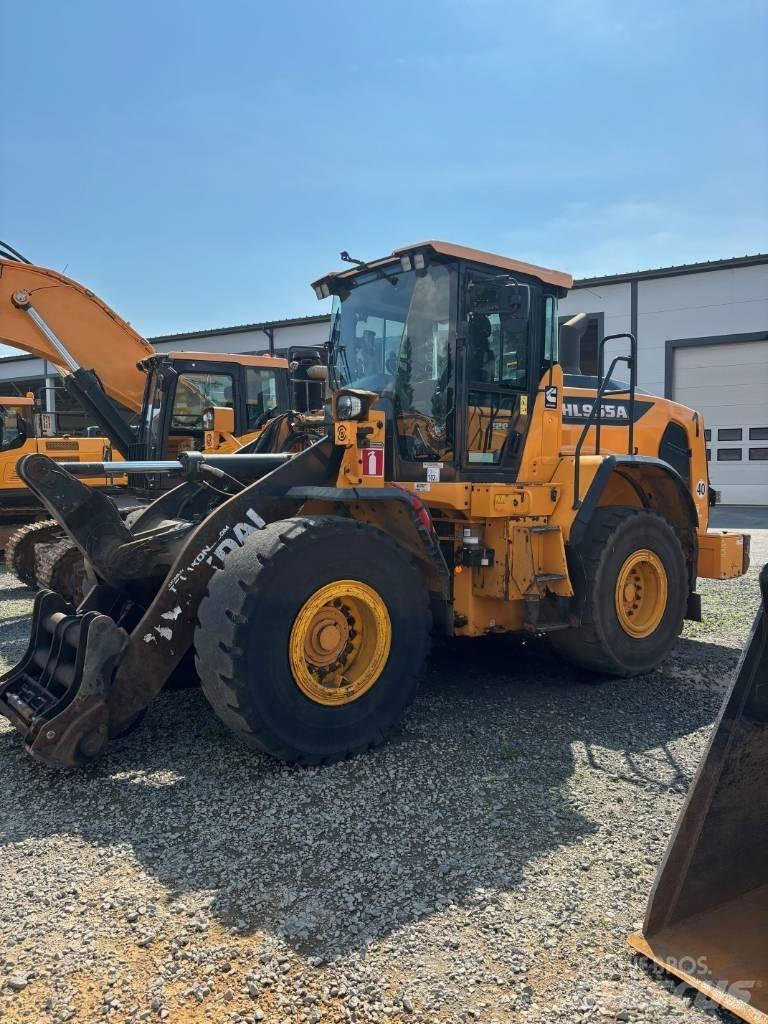 Hyundai HL955A Wheel loaders