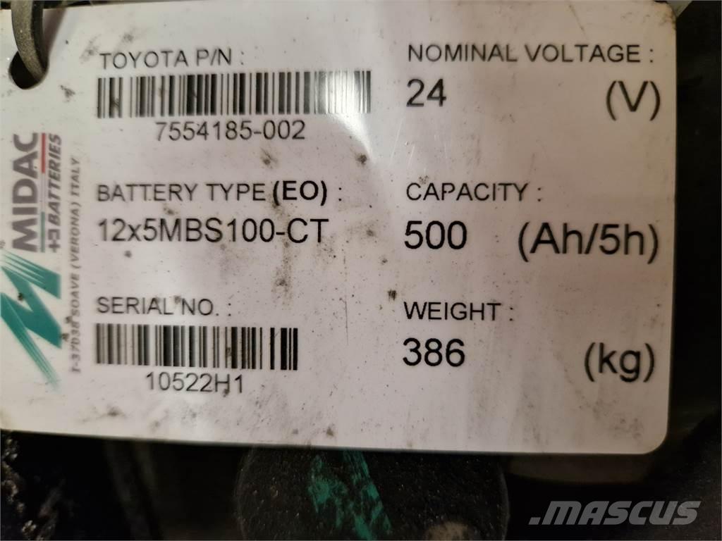 Toyota SPE200D Self propelled stackers