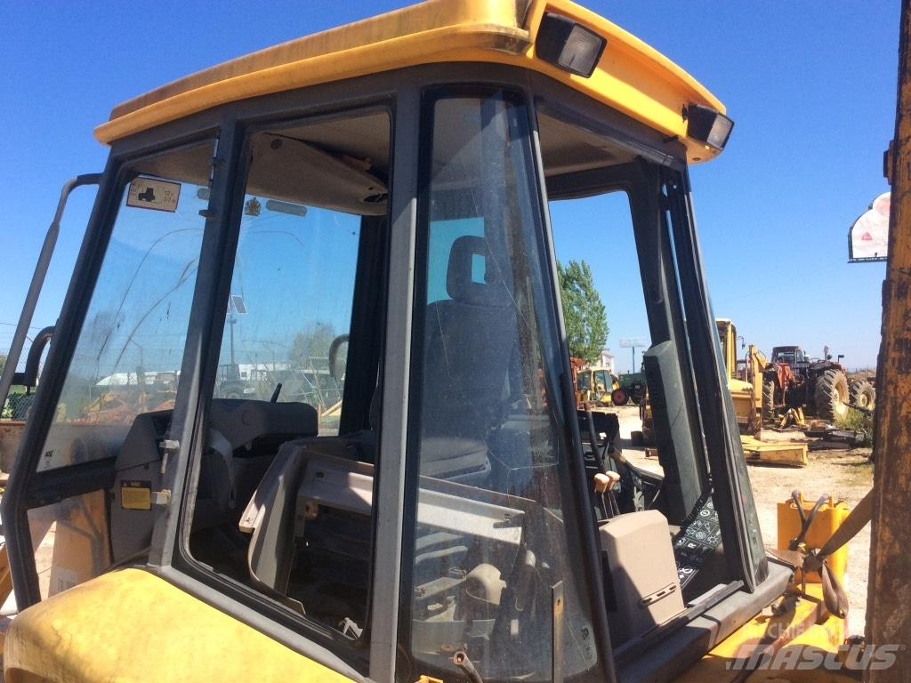 JCB 3 CX Cabins and interior