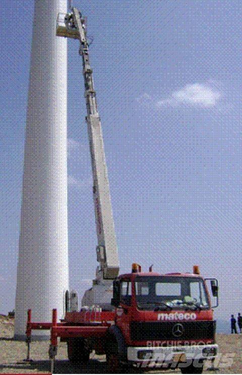 Bronto 32-2T1 Truck mounted platforms