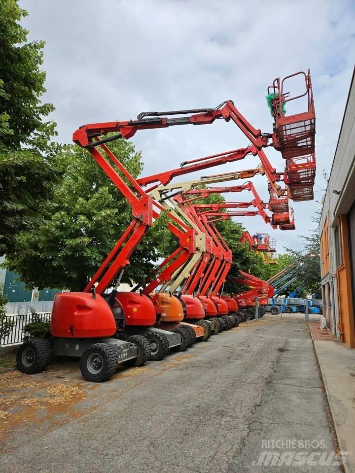 JLG 450 AJ Articulated boom lifts