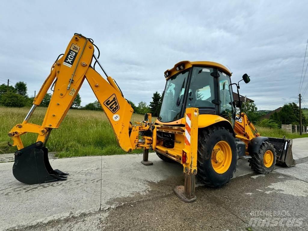 JCB 3CX Backhoe