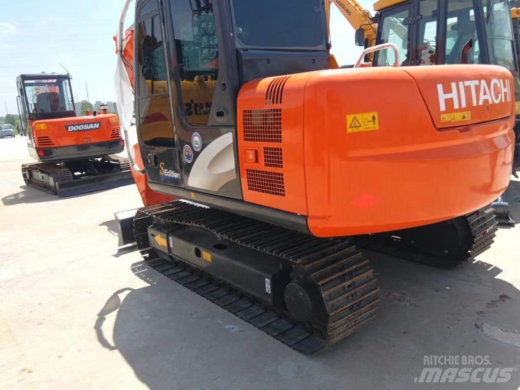 Hitachi ZX 70 Crawler excavators