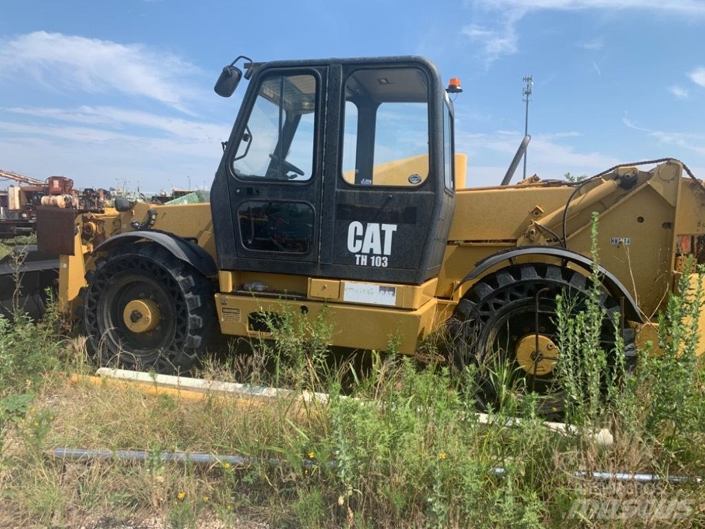 CAT TH 103 Telescopic handlers