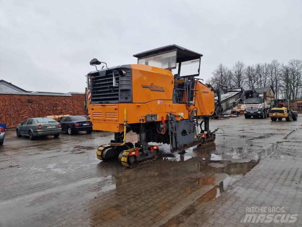 Wirtgen W 200 Asphalt cold milling machines