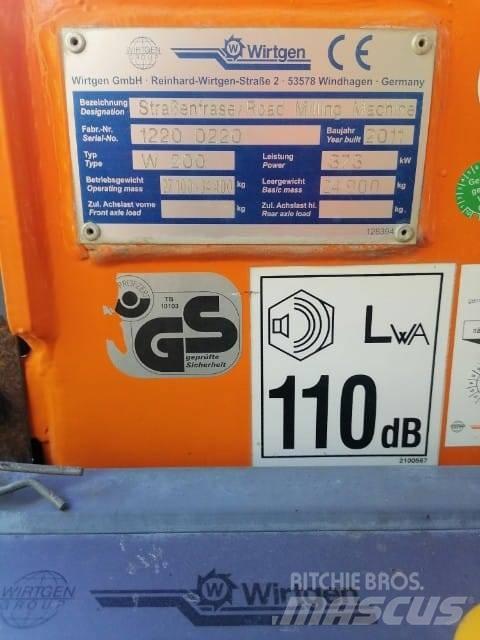 Wirtgen W 200 Asphalt cold milling machines