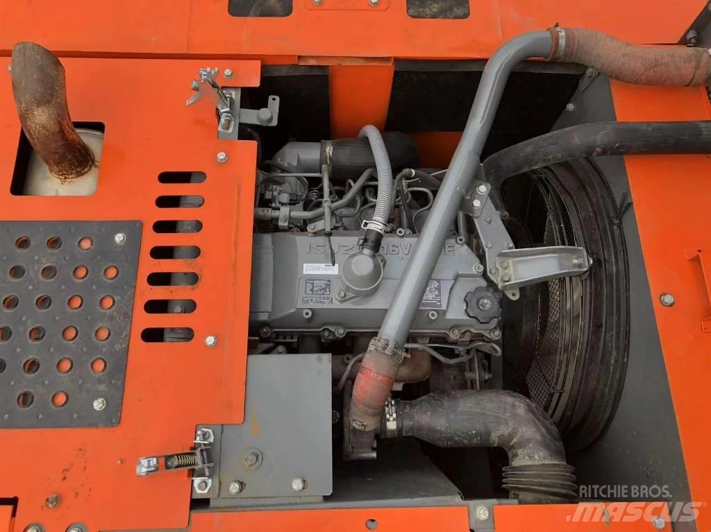 Hitachi 240 Crawler excavators