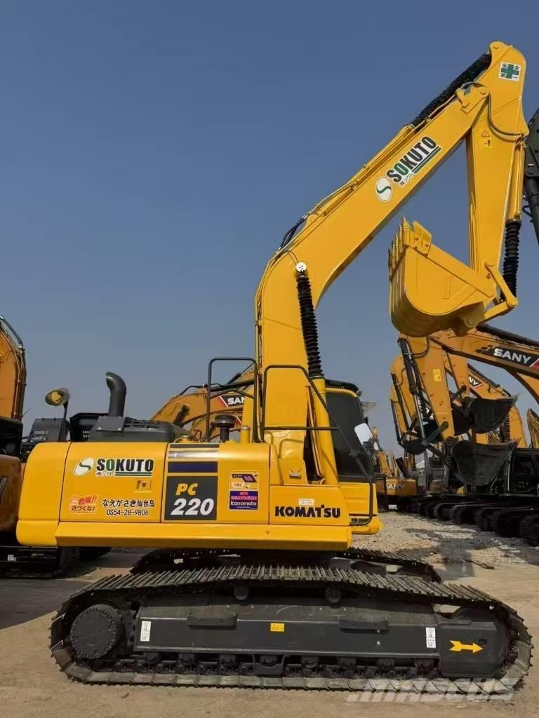 Komatsu 220-8 Crawler excavators