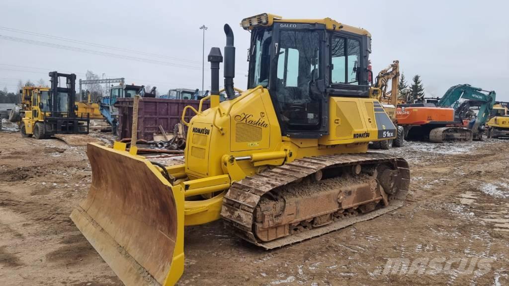 Komatsu D 51 EX-22 Crawler dozers