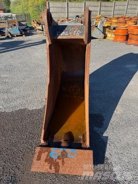 Miller 650 MM Backhoes