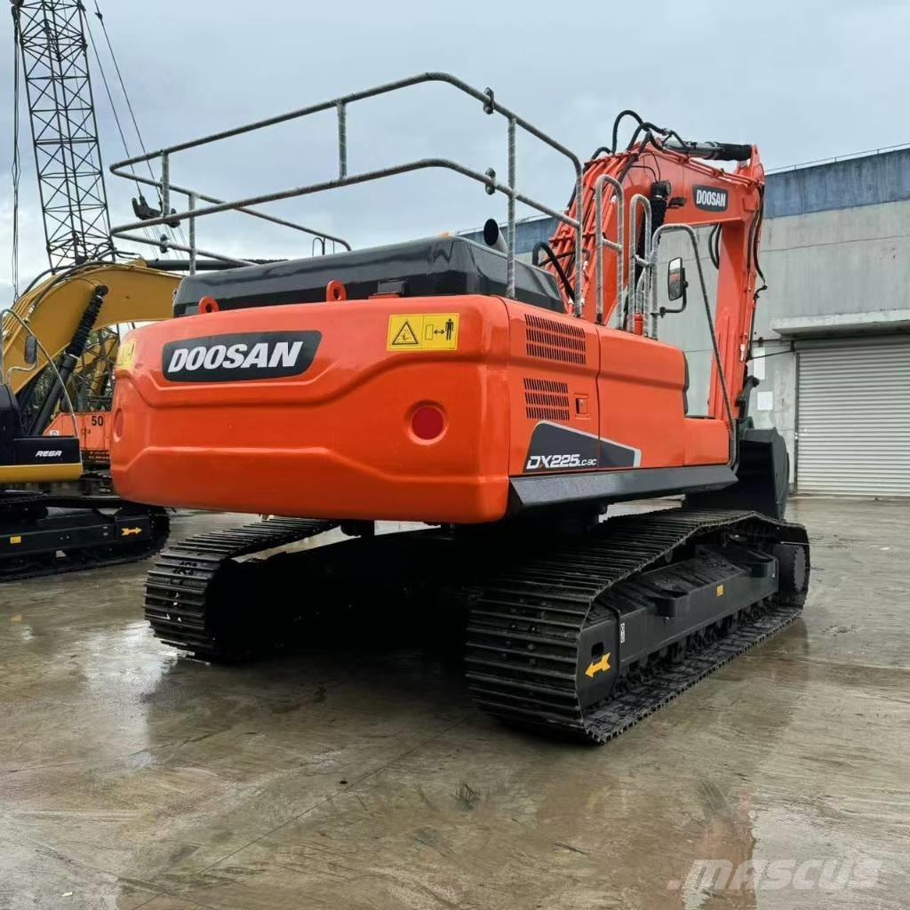 Doosan DX 225 LC-9C Crawler excavators