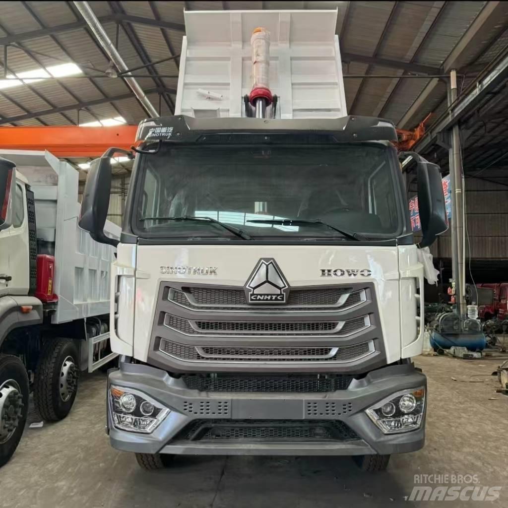 Howo 371 8X4 Tipper trucks