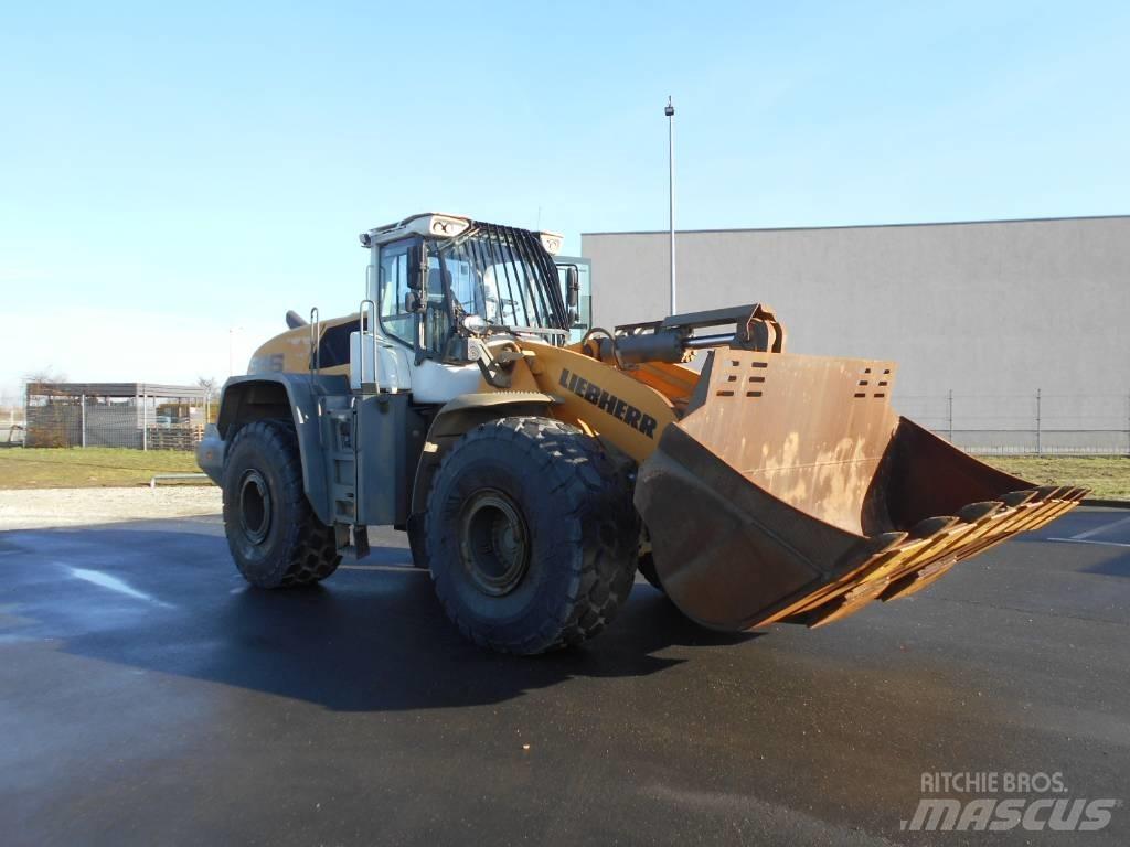 Liebherr L 586 Wheel loaders