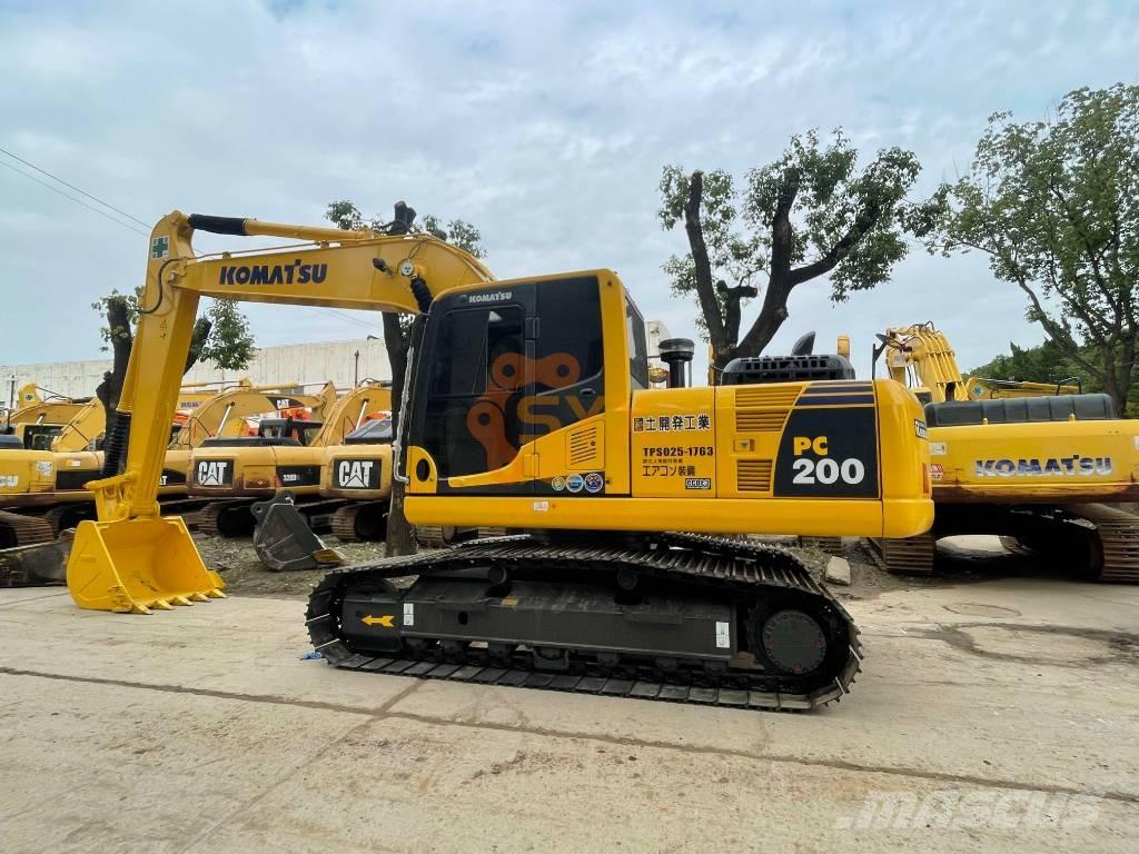 Komatsu PC 200-8 Crawler excavators
