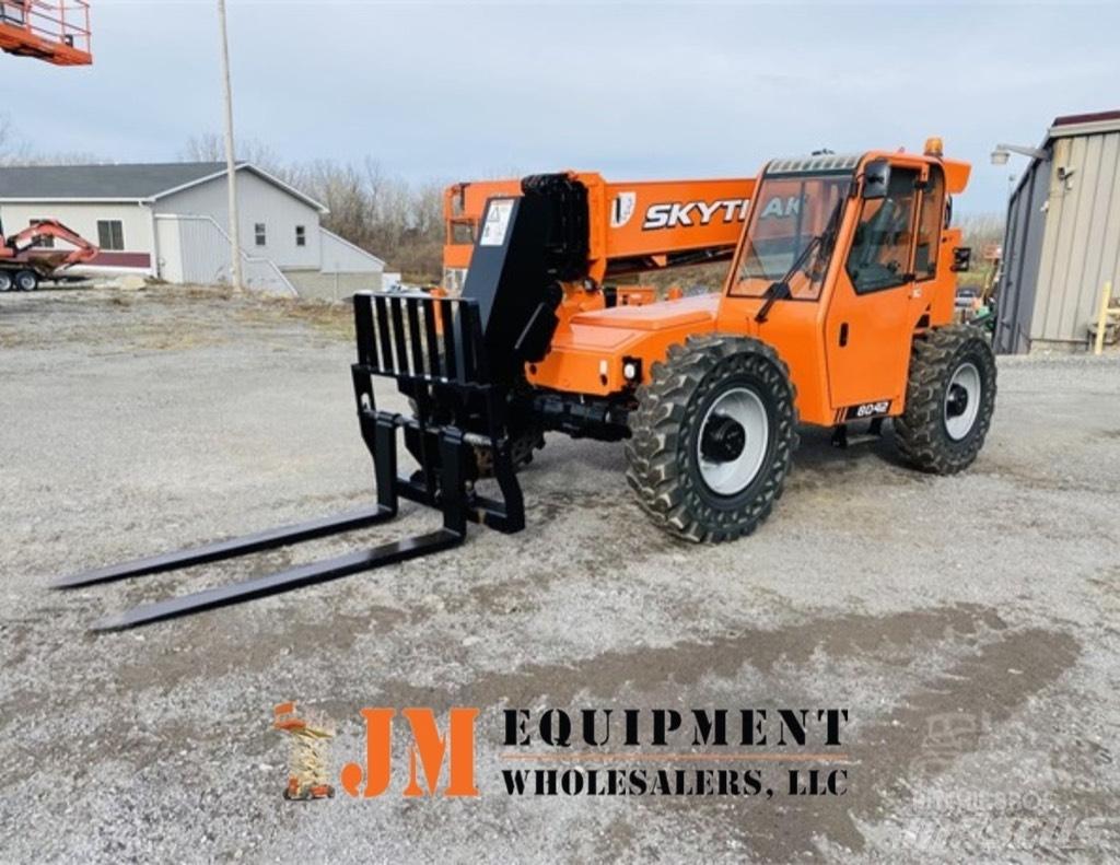SkyTrak 8042 Telescopic handlers