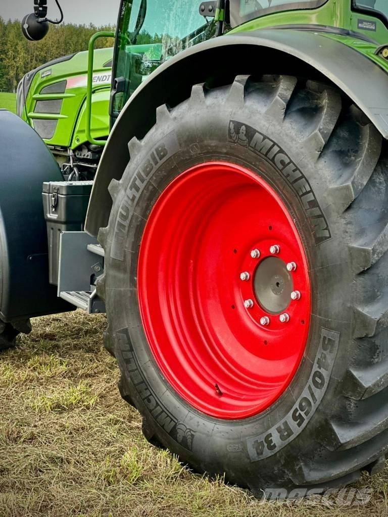Fendt 210S Vario Tractors