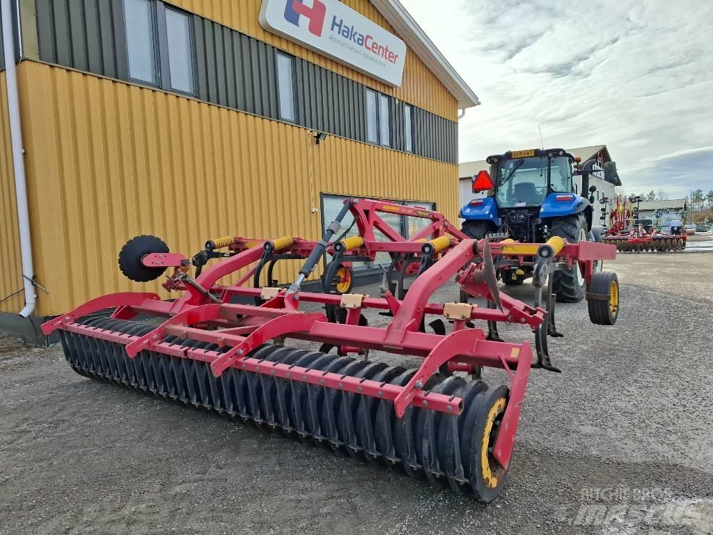 Väderstad Cultus 400 Cultivators