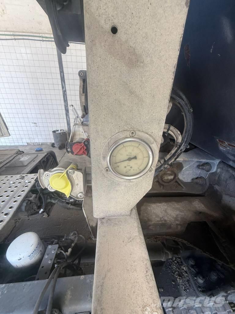 Fruehauf FST4FC, Tipper semi-trailers