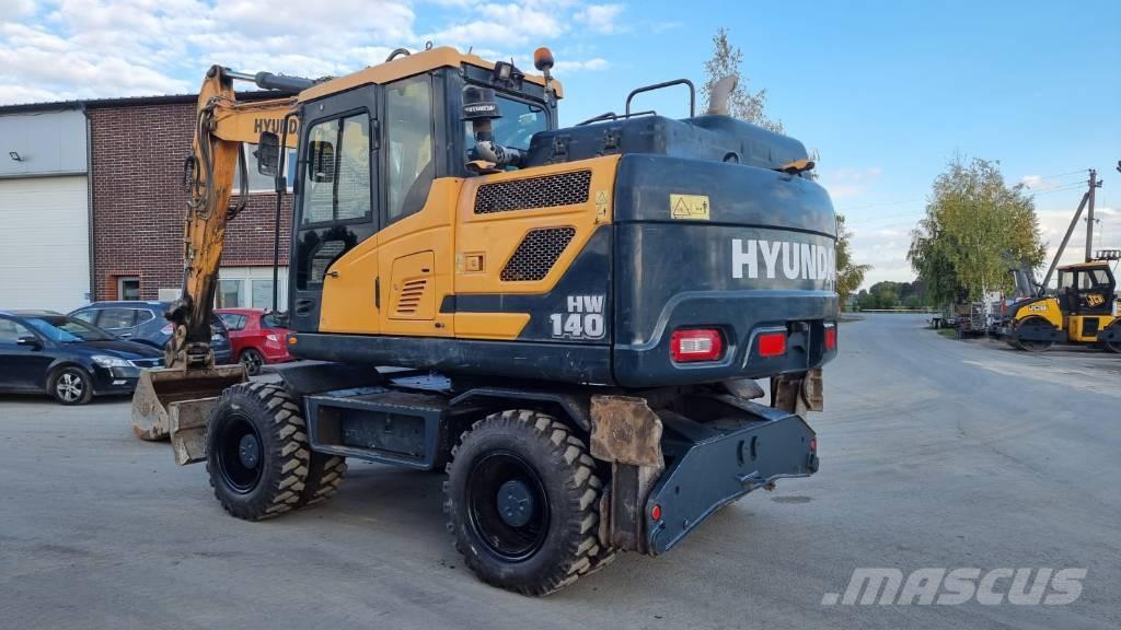 Hyundai HW 140 Wheeled excavators