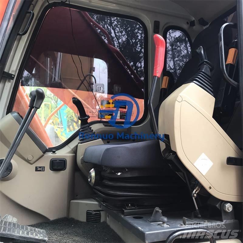 Doosan DH225LC-7 Crawler excavators
