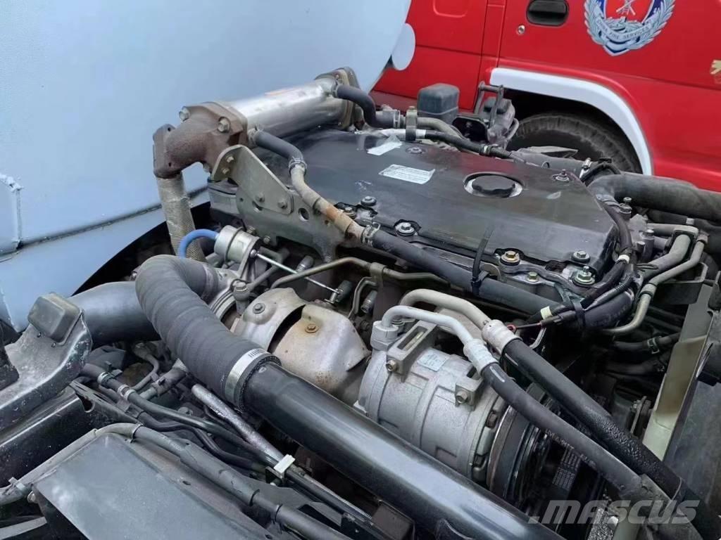 Isuzu ELF 4x2 Water bowser