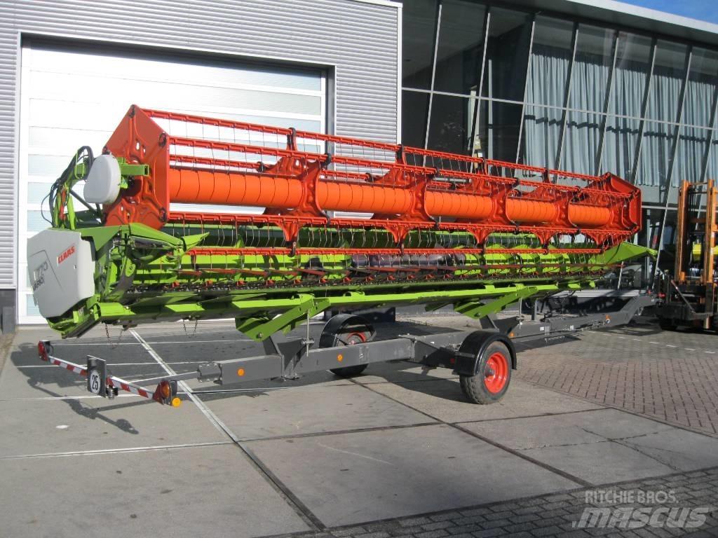CLAAS V770 Combine harvester heads