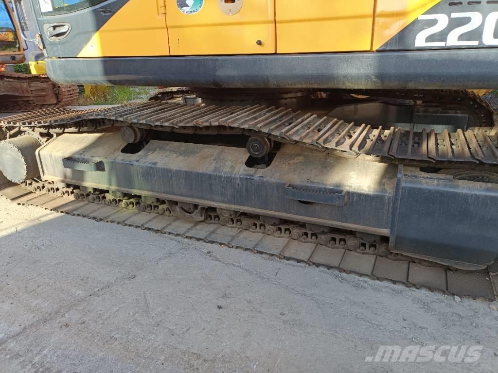 Hyundai R220LC-9S Crawler excavators