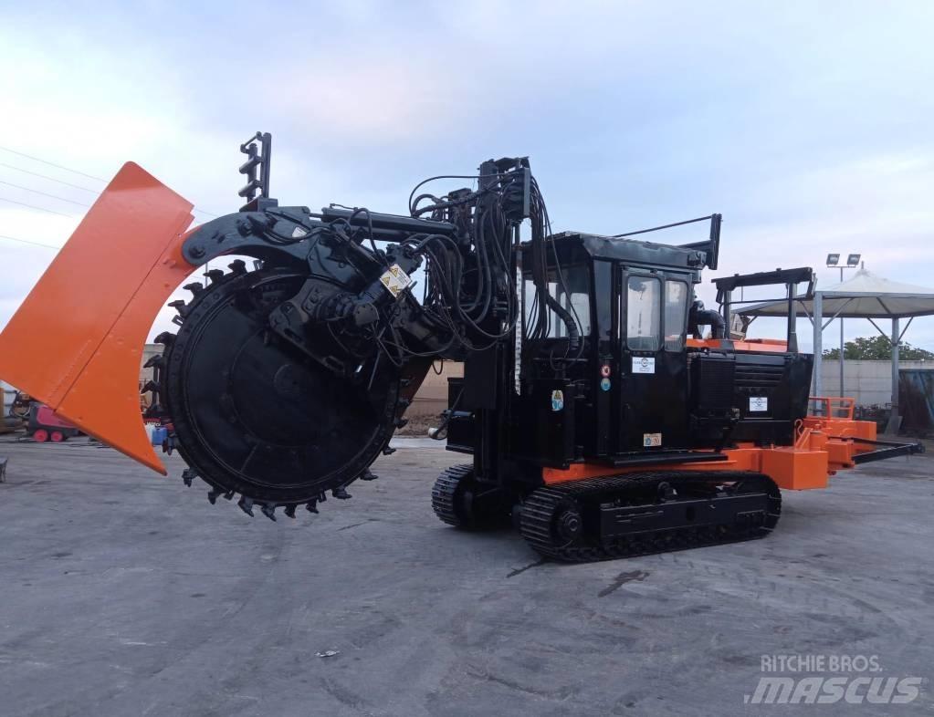  Marais SM150 Trenchers