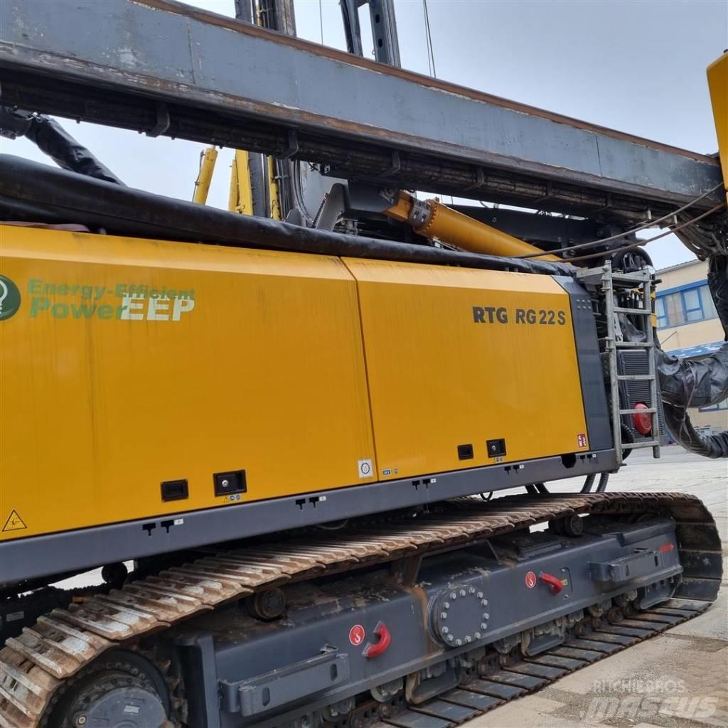 Bauer / RTG RG 22-S Drilling rigs