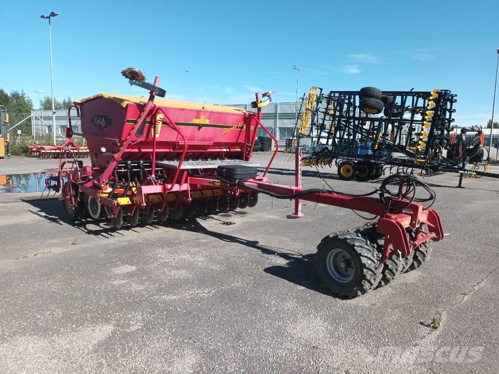 Väderstad Rapid300C Combination drills