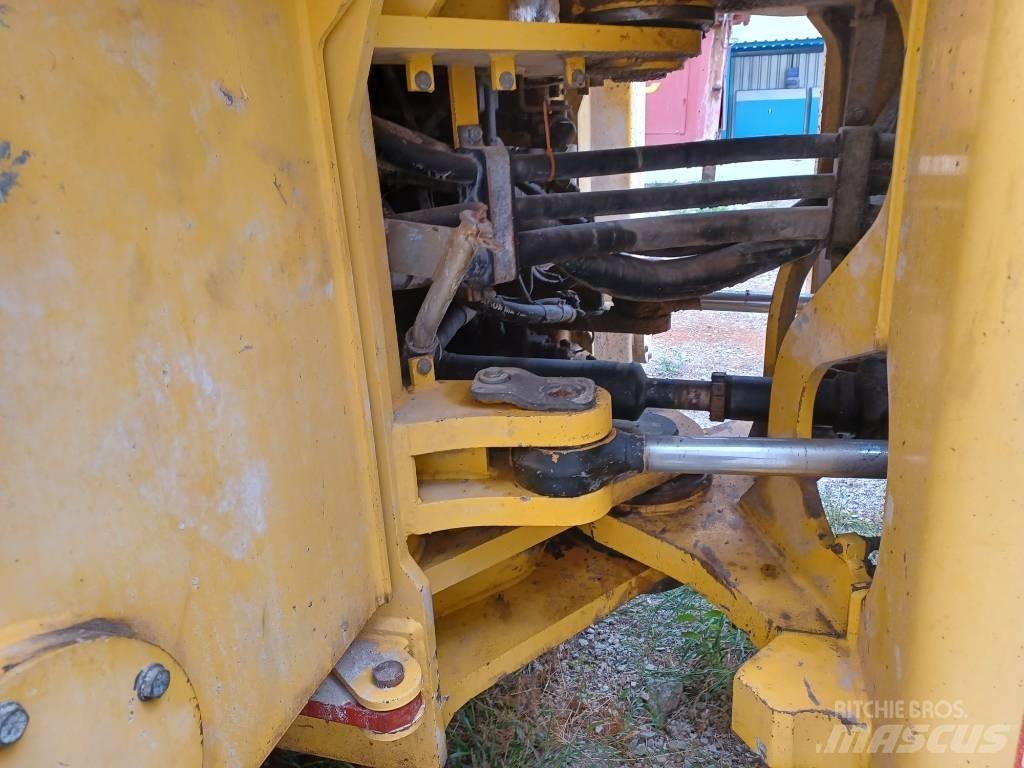 New Holland W271 Wheel loaders