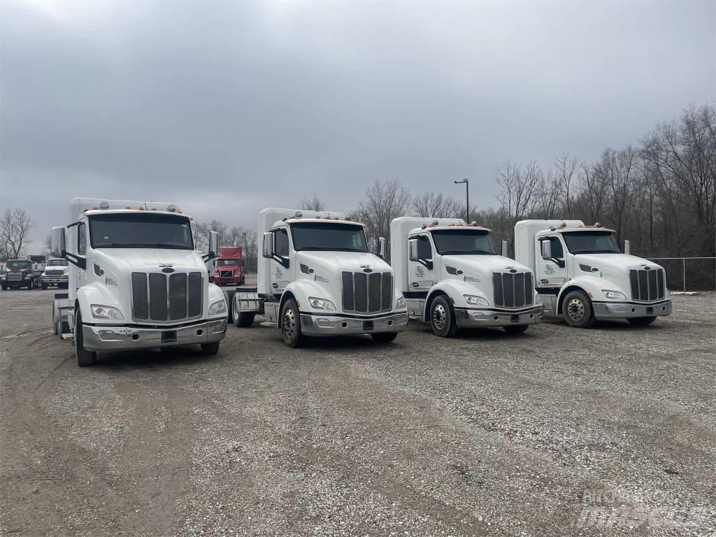 Peterbilt 579 Prime Movers