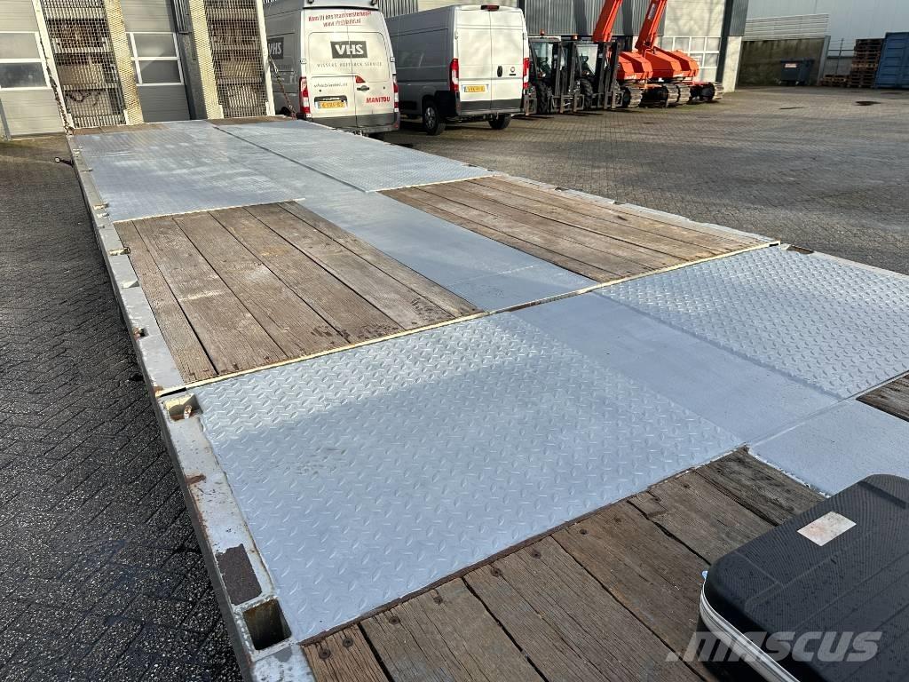 Nooteboom MCO 48 Low loader-semi-trailers
