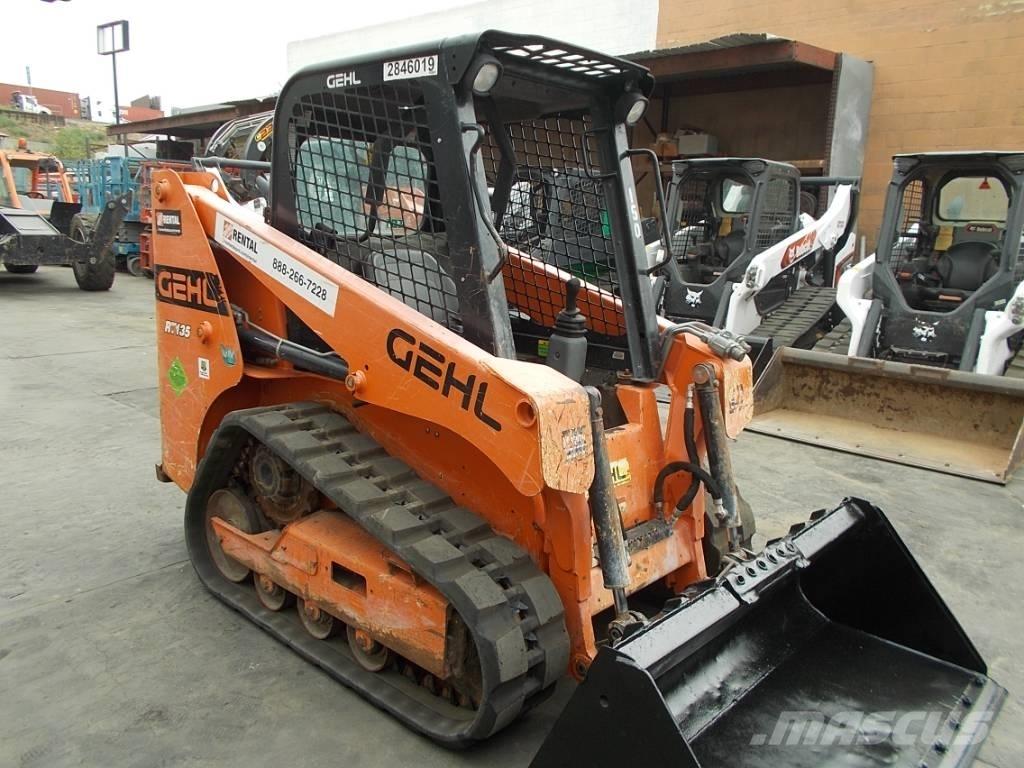 Gehl RT135 Skid steer loaders