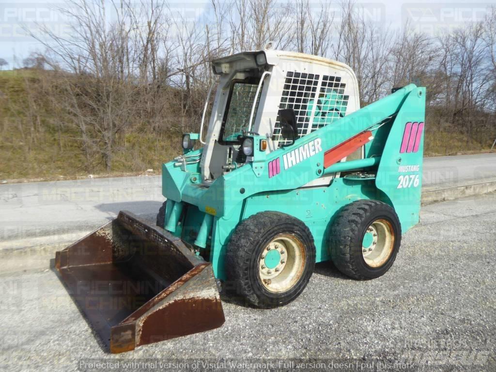 IHI Mustang 2076 Skid steer loaders