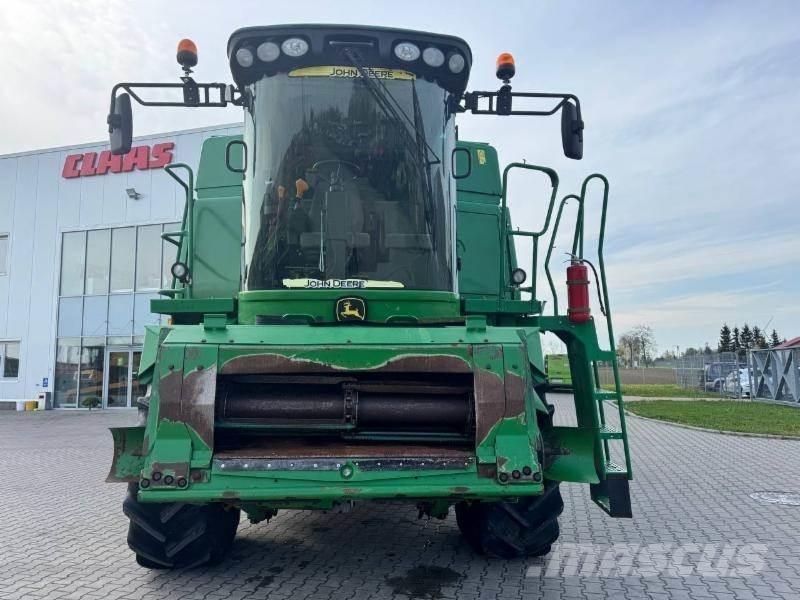 John Deere T 550 Combine harvesters