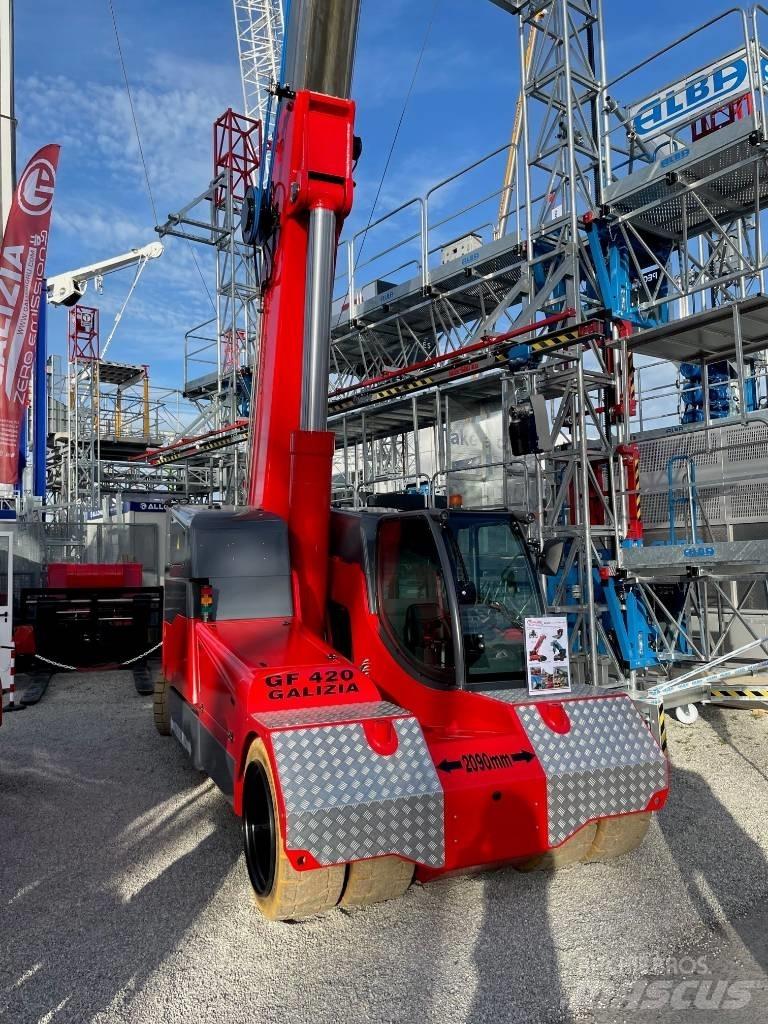 Galizia GF420 Other cranes