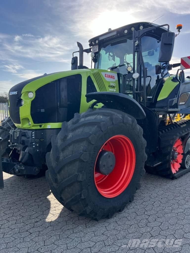 CLAAS AXION 960TT Tractors