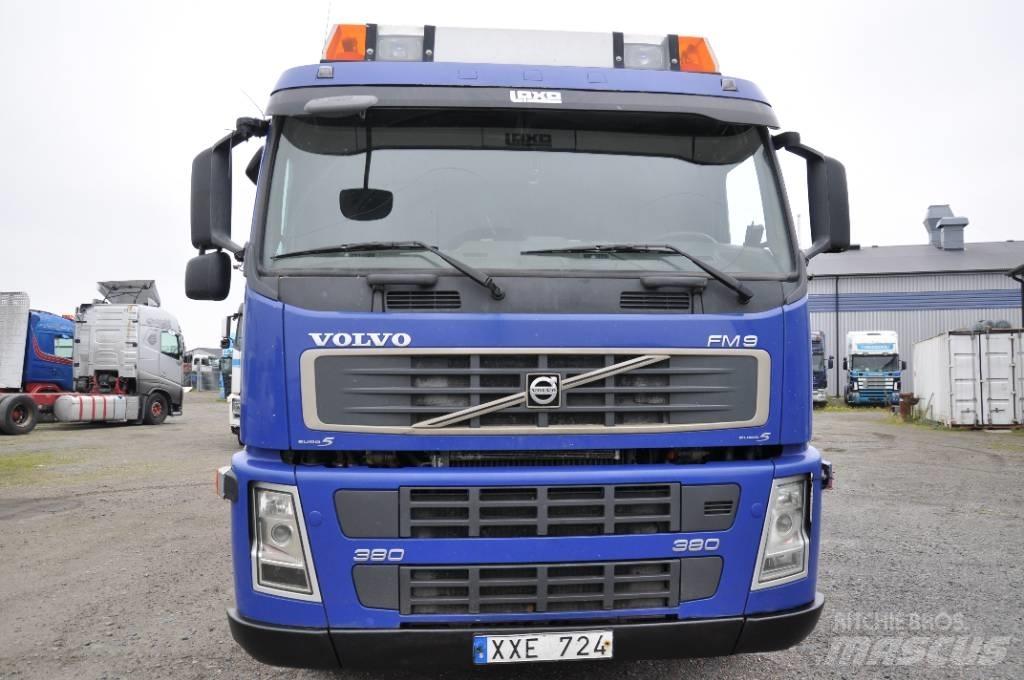 Volvo FM-380 6*2 Skip bin truck
