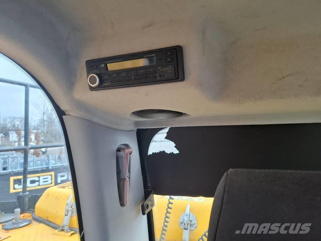 JCB JS 160 W Wheeled excavators