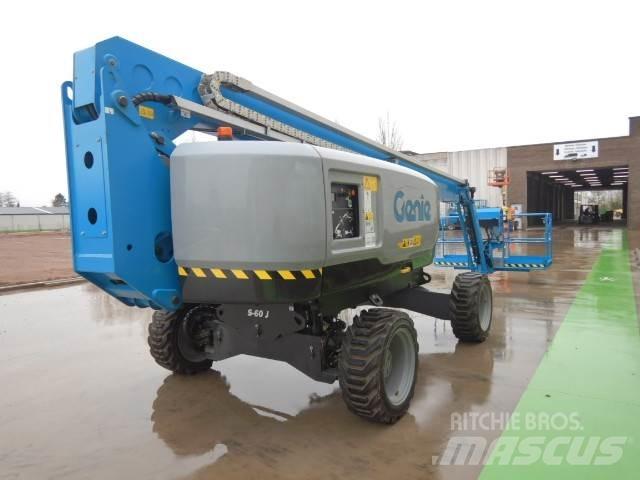 Genie S60J Telescopic boom lifts