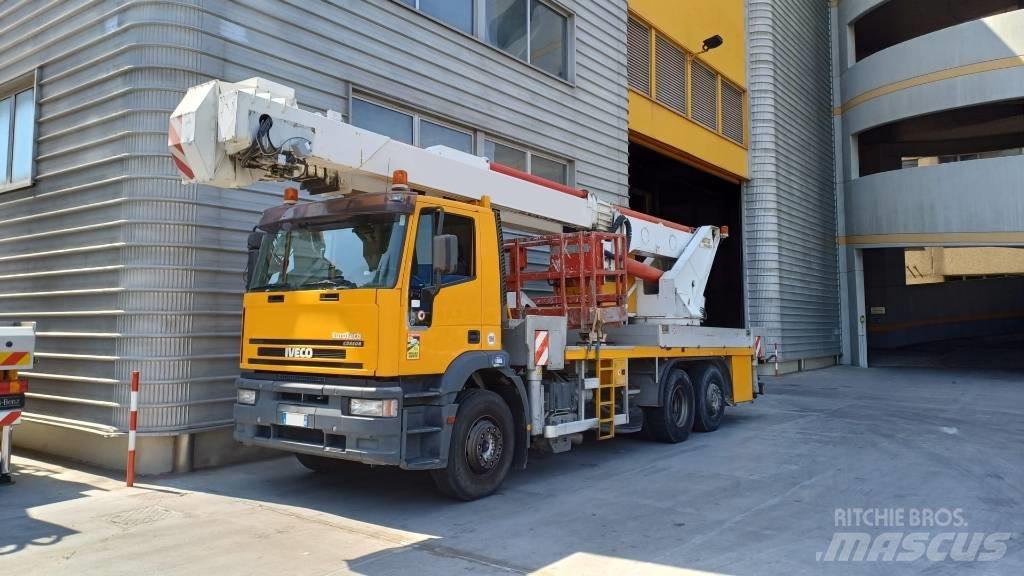 Pagliero J340TA Truck mounted platforms