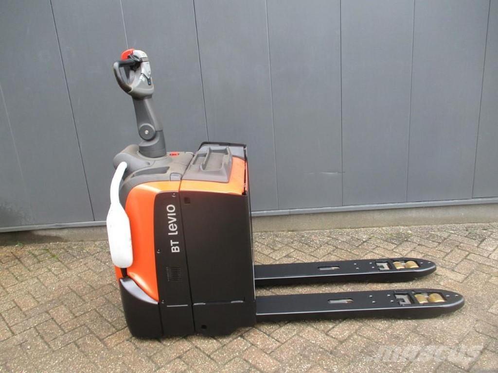BT LPE 200 Low lift with platform