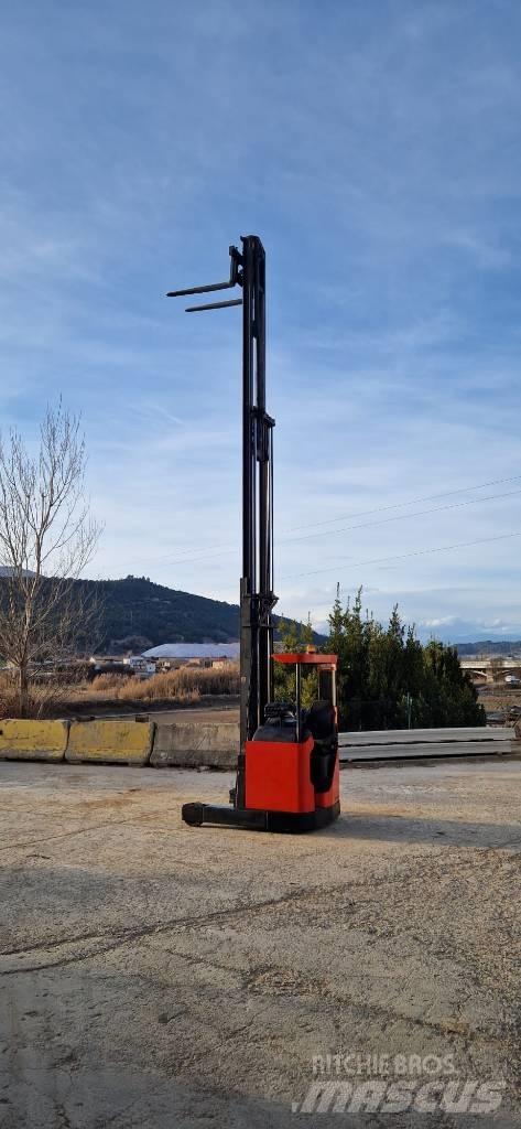 BT RR B 2 Reach truck