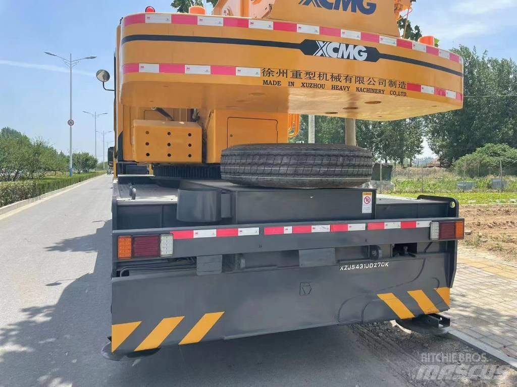 XCMG QY70KC All terrain cranes