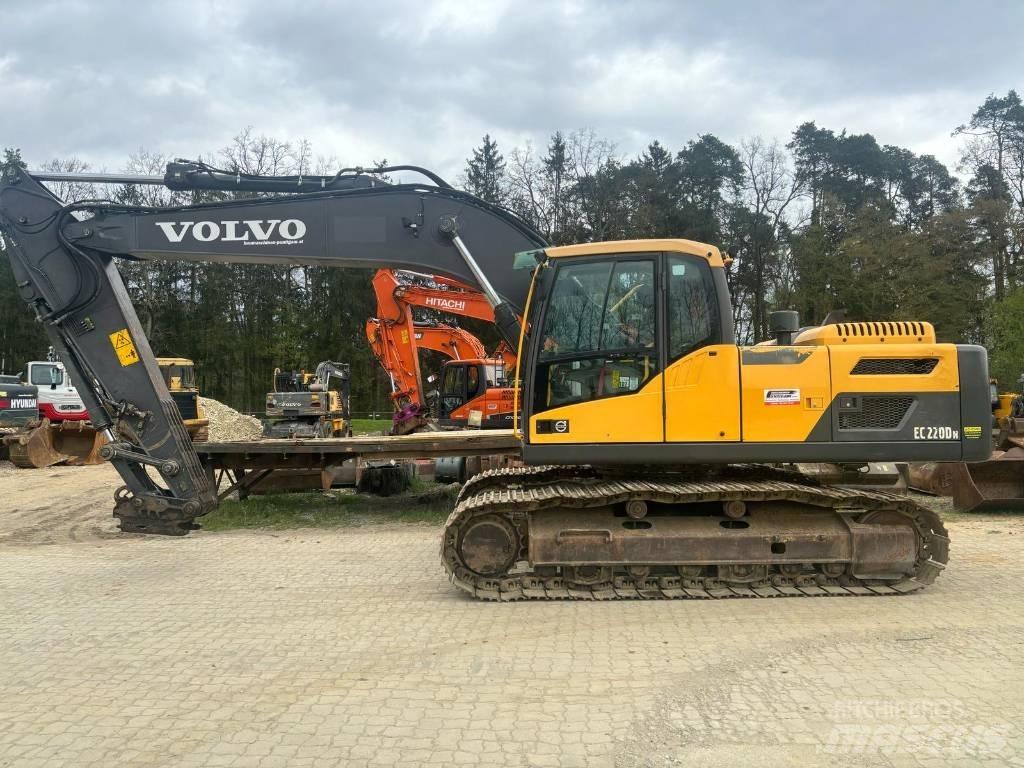 Volvo EC 220 D Crawler excavators