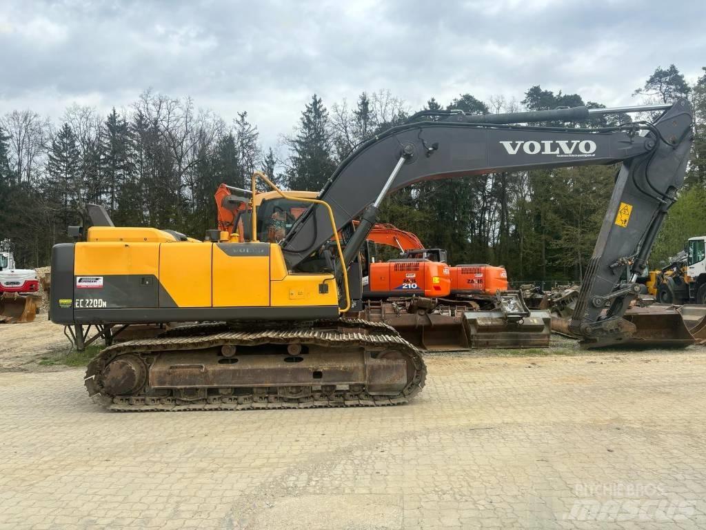 Volvo EC 220 D Crawler excavators