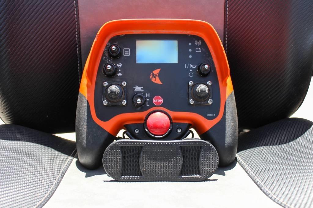 Ditch Witch JT20 Horizontal drilling rigs