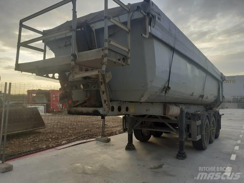 Schmitz SKI 24 Tipper semi-trailers
