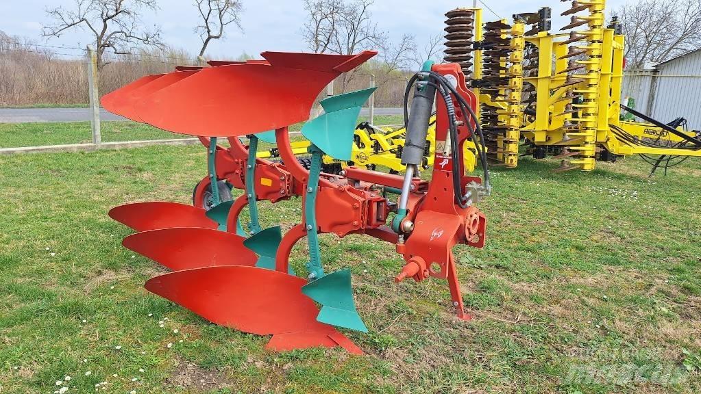 Kverneland 150B/3 Reversible ploughs